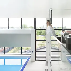 https://van-der-valk-hotel-maastricht.valkenburgaandegeul-hotels.com